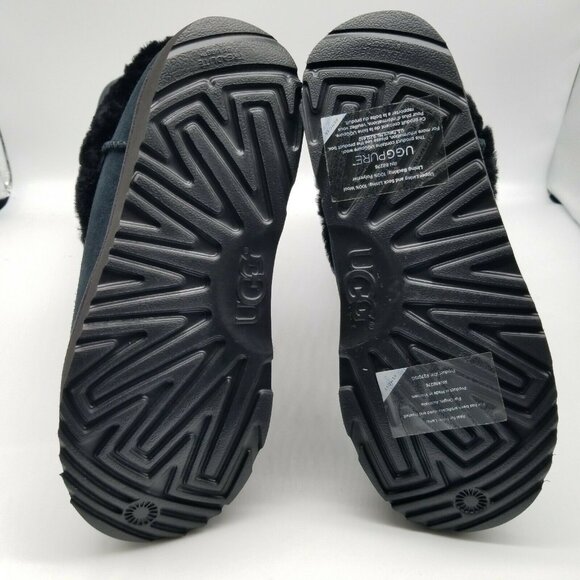 UGG Hadley II Tall Boot‎ Water Proof Black Kids Size 5 Style 1106835K - Picture 5 of 6